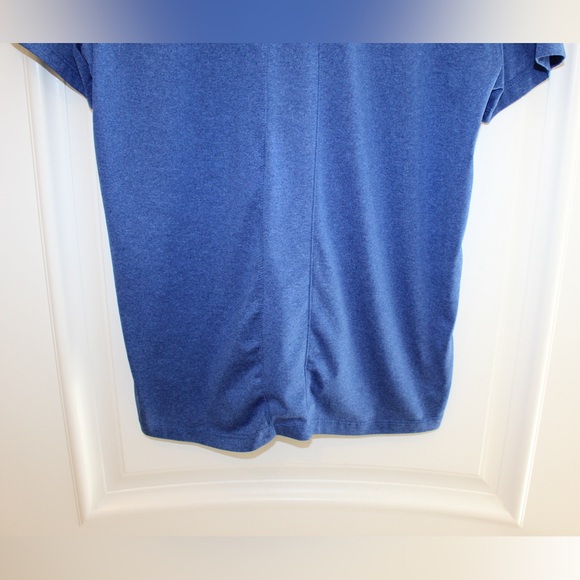 Alive athletic shirt (men’s L) - Picture 7 of 9